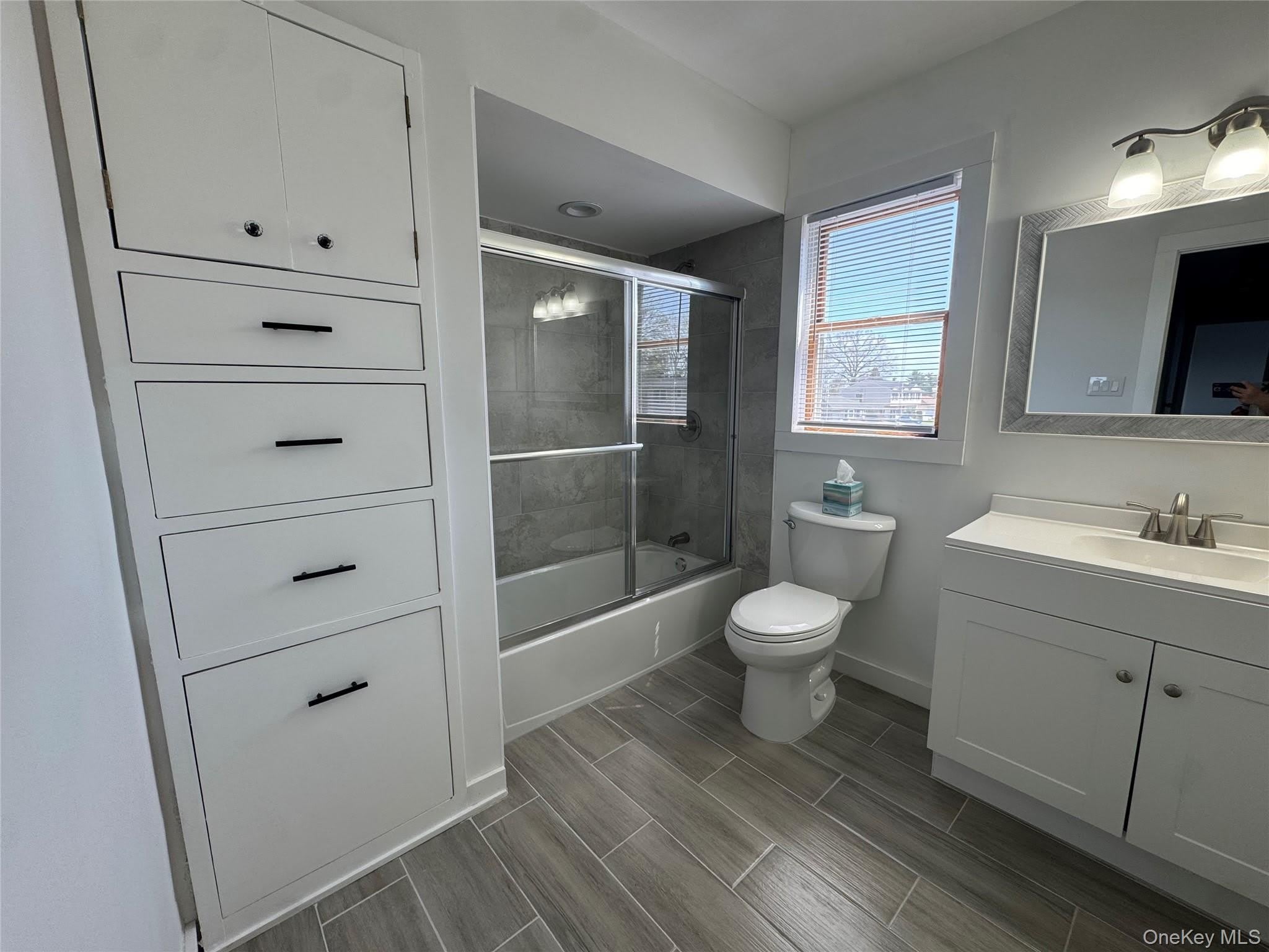 70 Burlington Avenue – photo 5