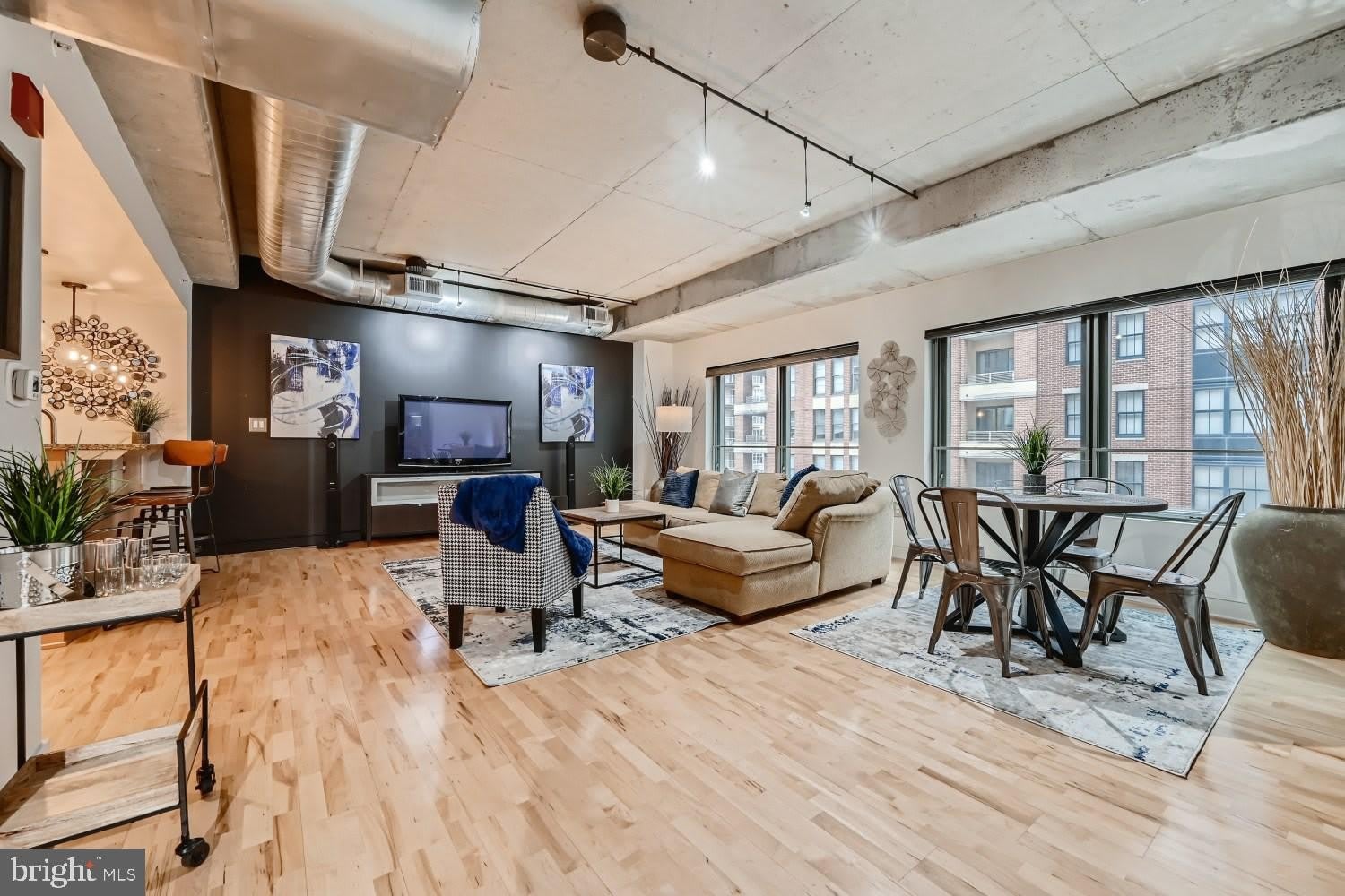 850 ALICEANNA Street – photo 2