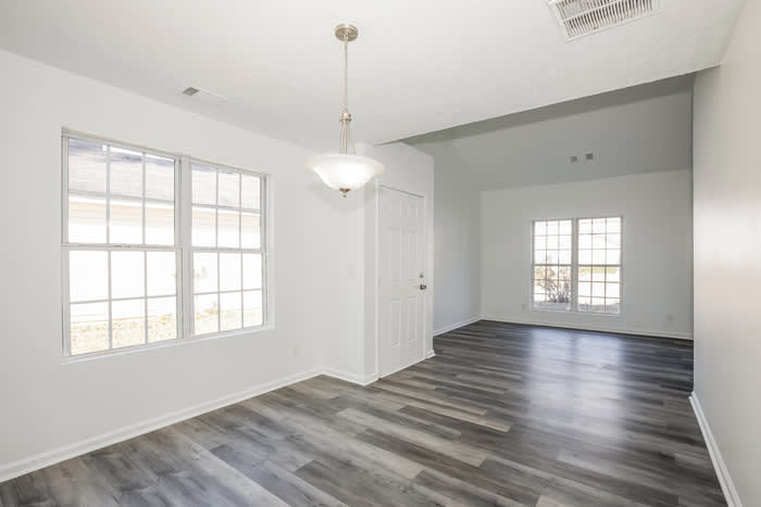 2205 Oakland Spring Drive – photo 4