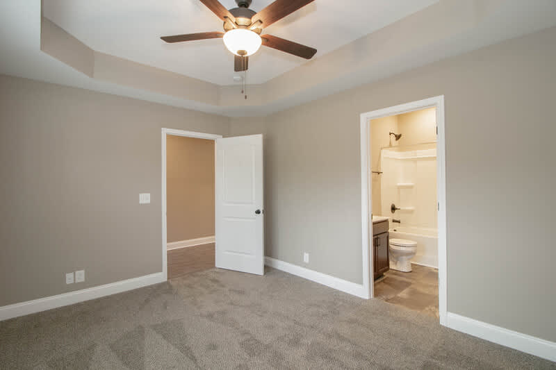 180 Dundee Drive – photo 4