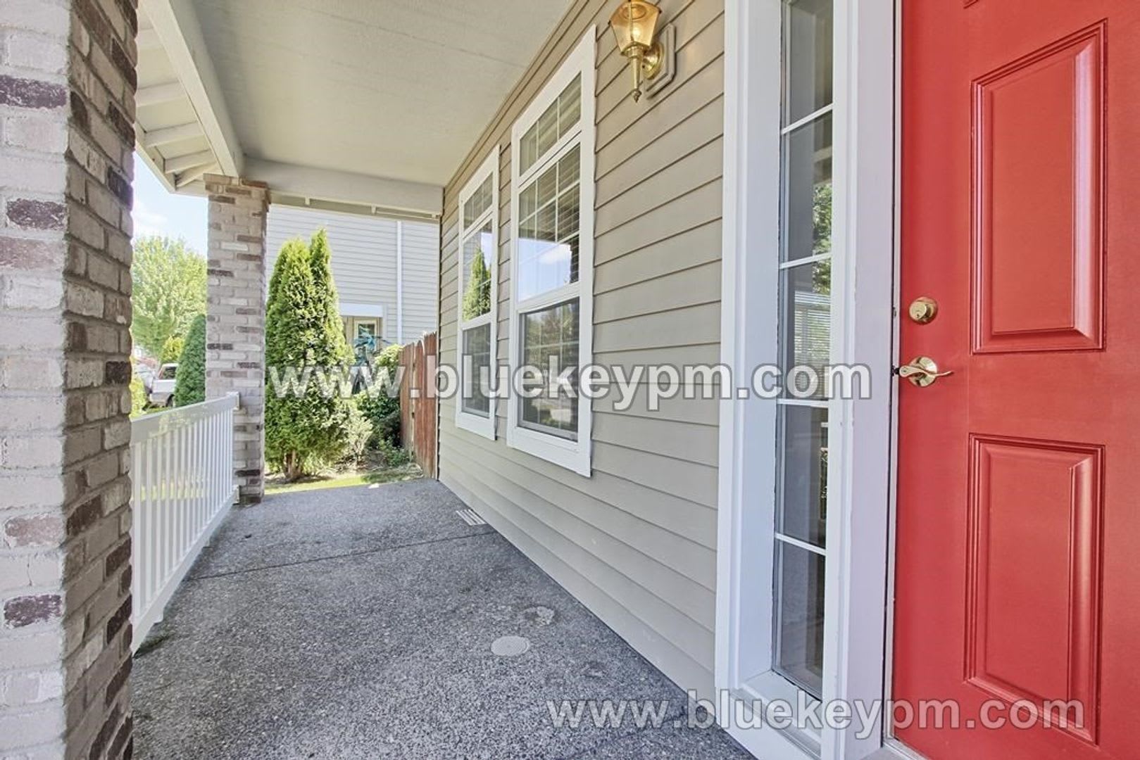 Battle Ground Home with 4 Bed, 2.5 Bath and Den/Office – photo 2