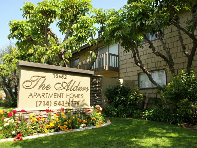 Alders Apartment Homes – photo 2