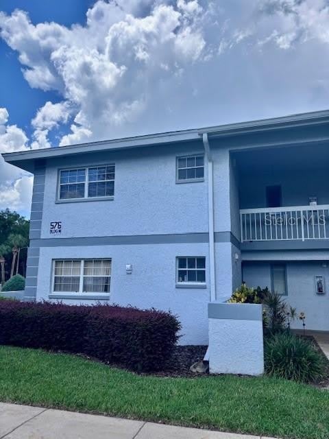 576 FAIRWAYS Lane – photo 1