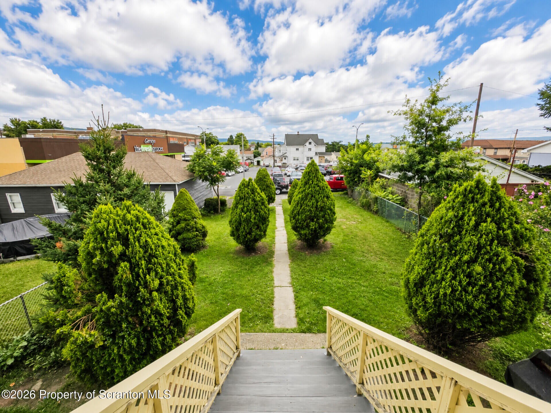 1112 W Elm Street – photo 4