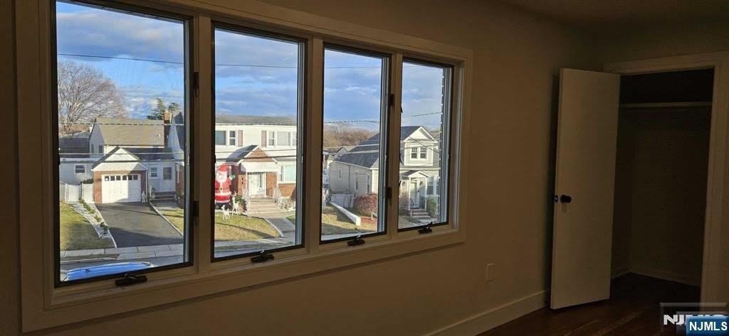 2 3rd Street – photo 3