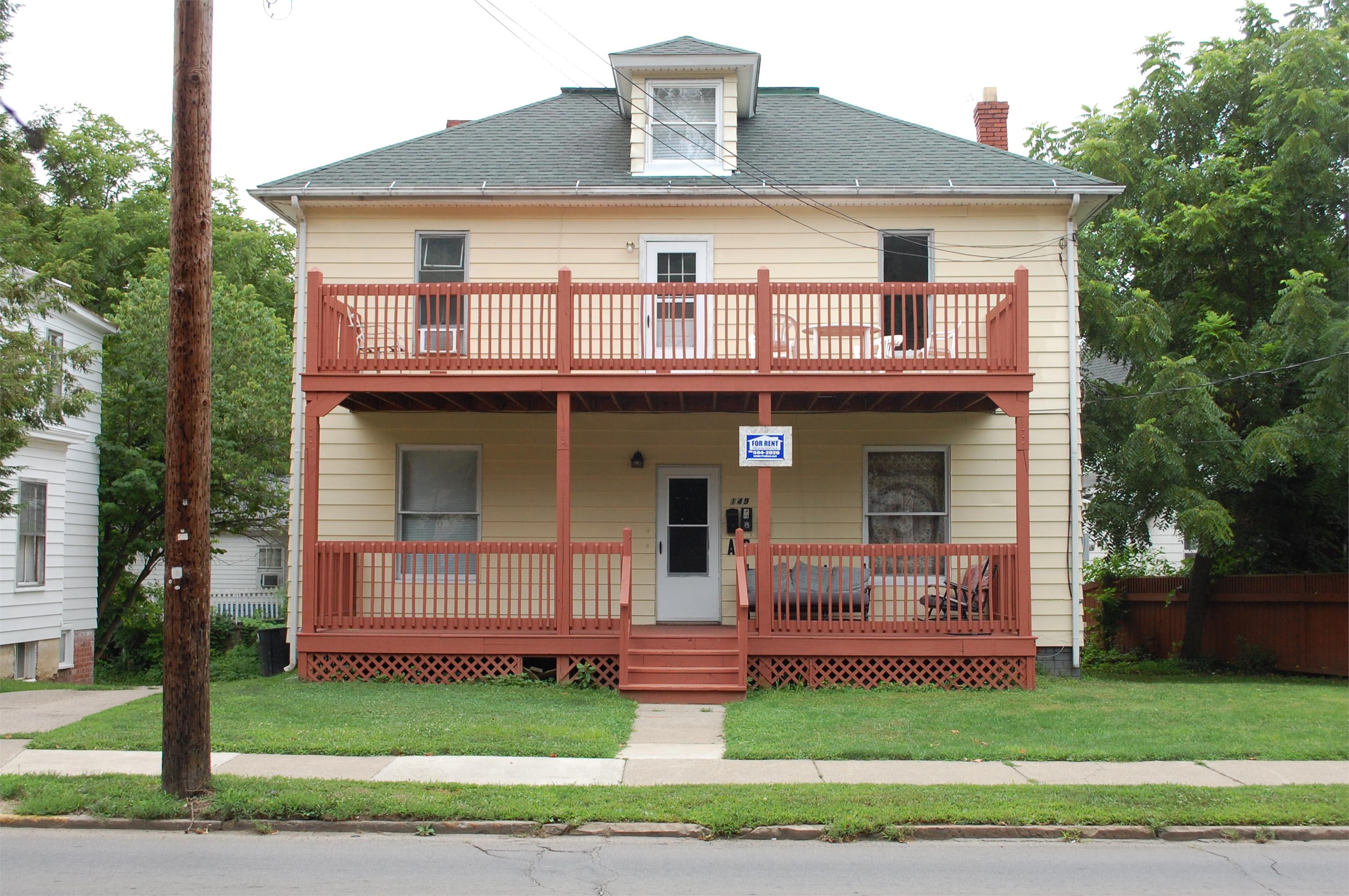 149 E State St – photo 1