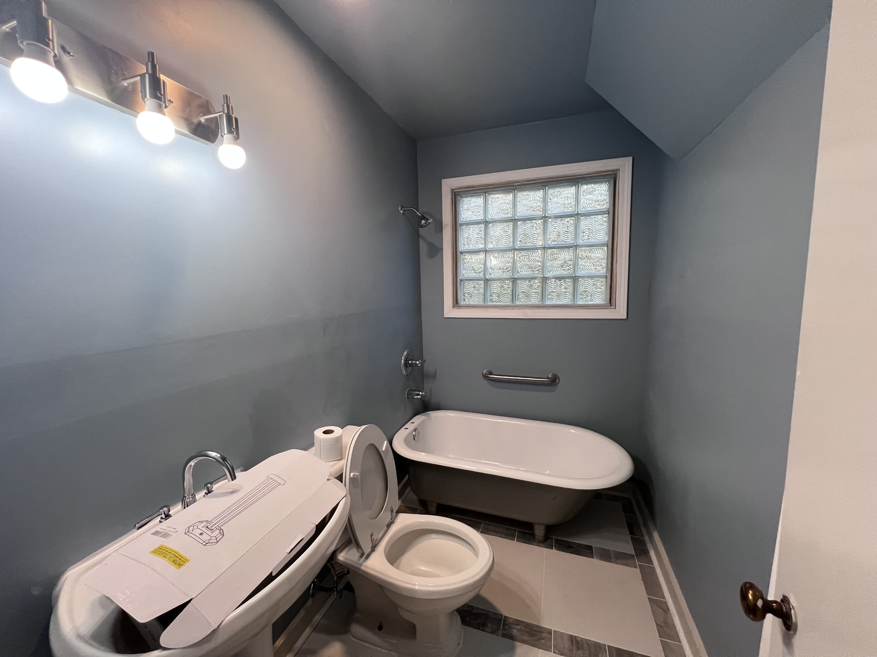 2040 Cambridge Avenue – photo 3