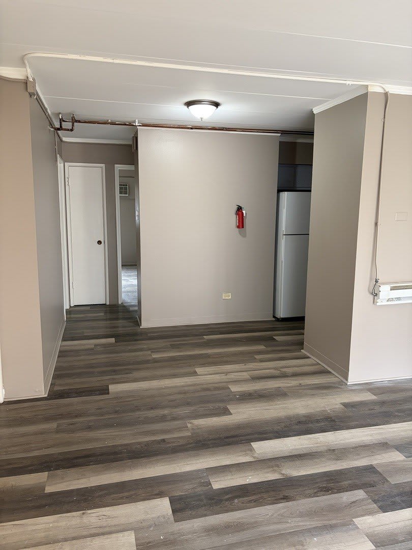 9533 Mansfield Avenue – photo 4