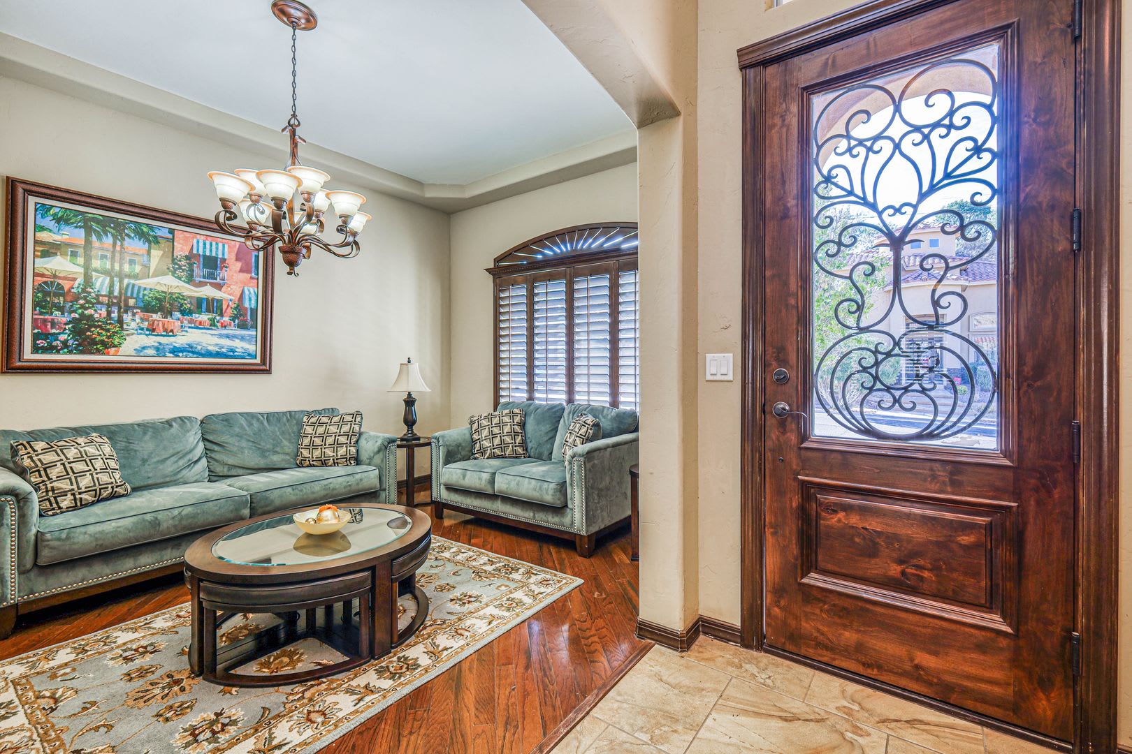 Westside area (Completely Furnished) Beautiful 4 bed/3 baths – photo 3