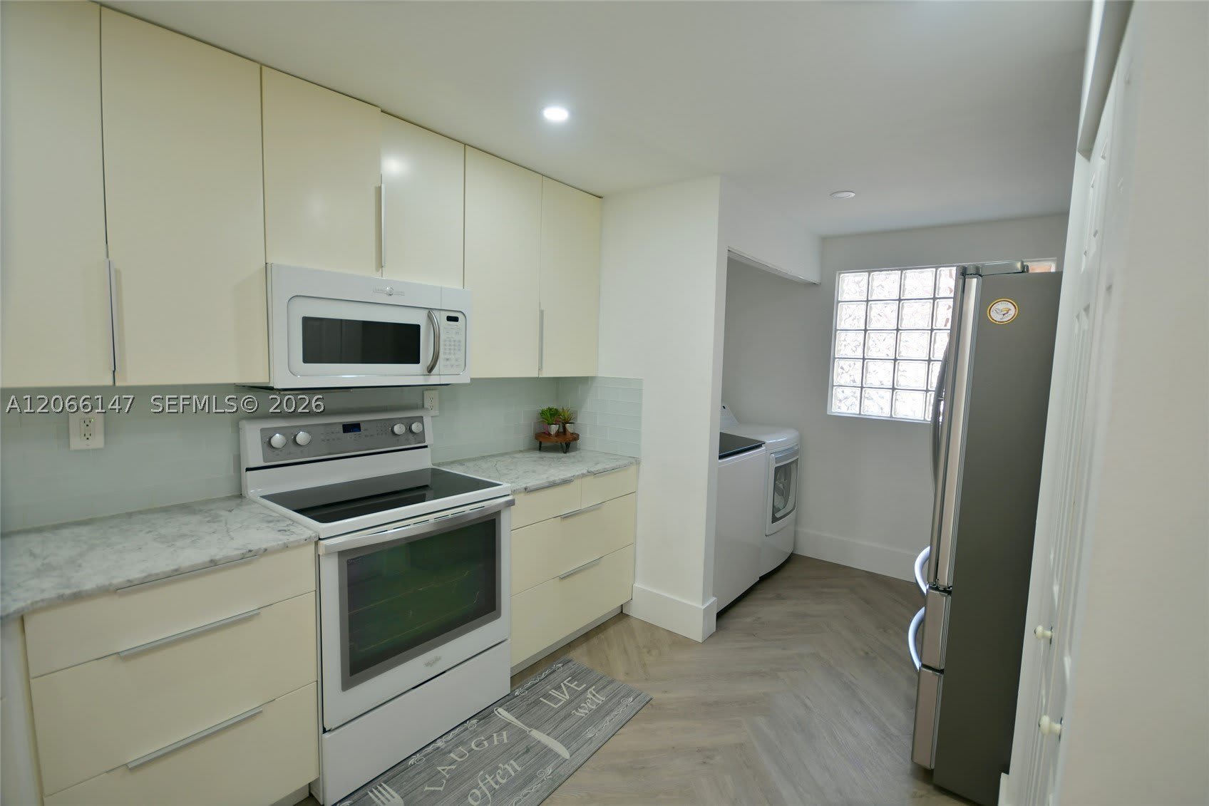 10026 Hammocks Blvd – photo 4