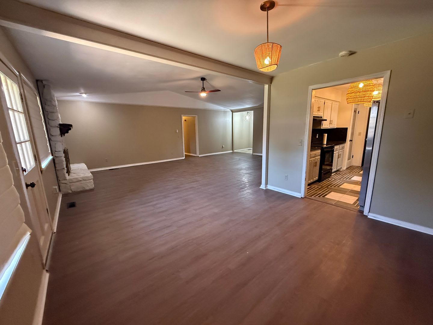 Luxurious 3 bd 2 ba on South Peoria – photo 4
