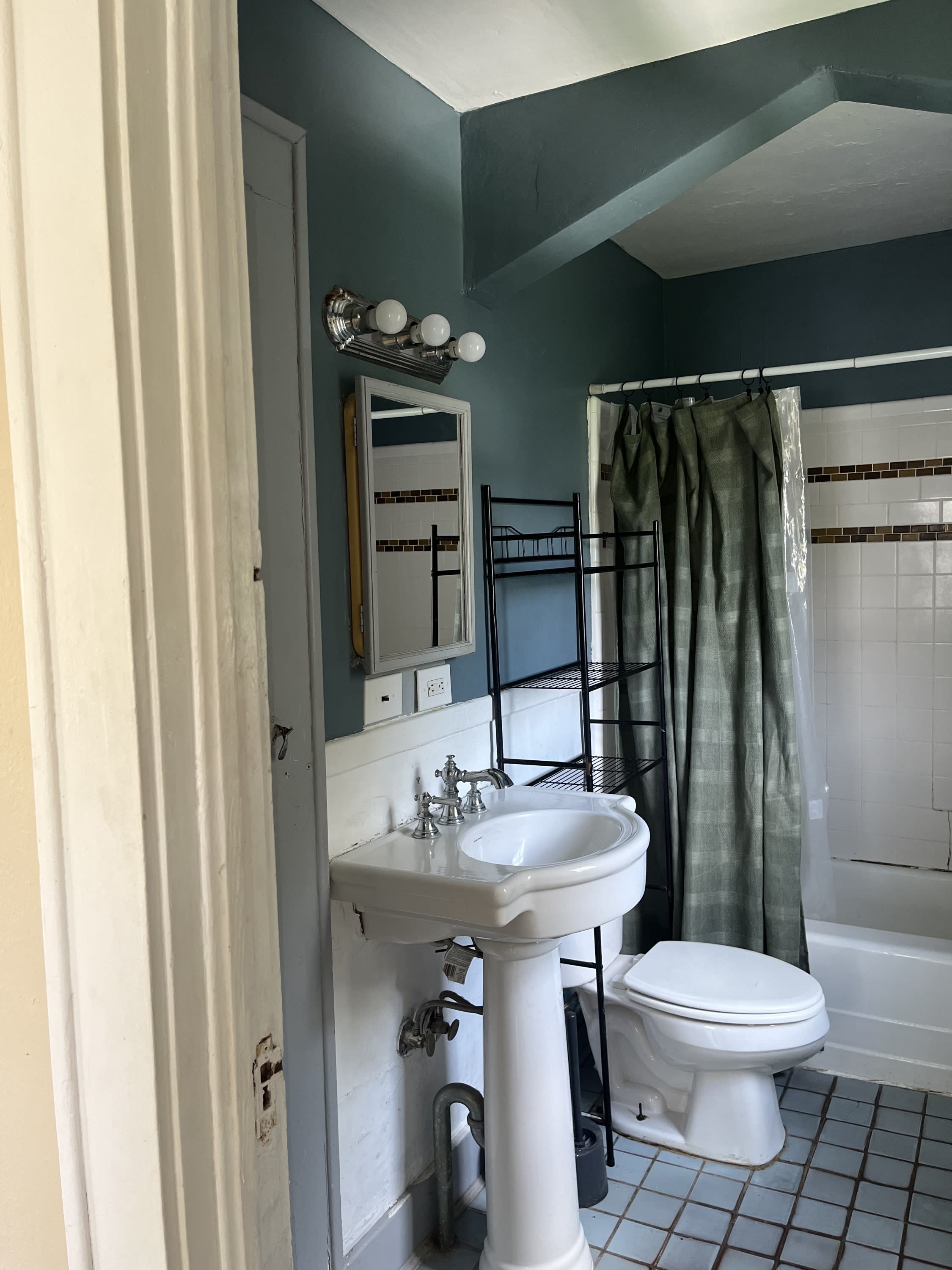 1810 Lincoln Street – photo 5