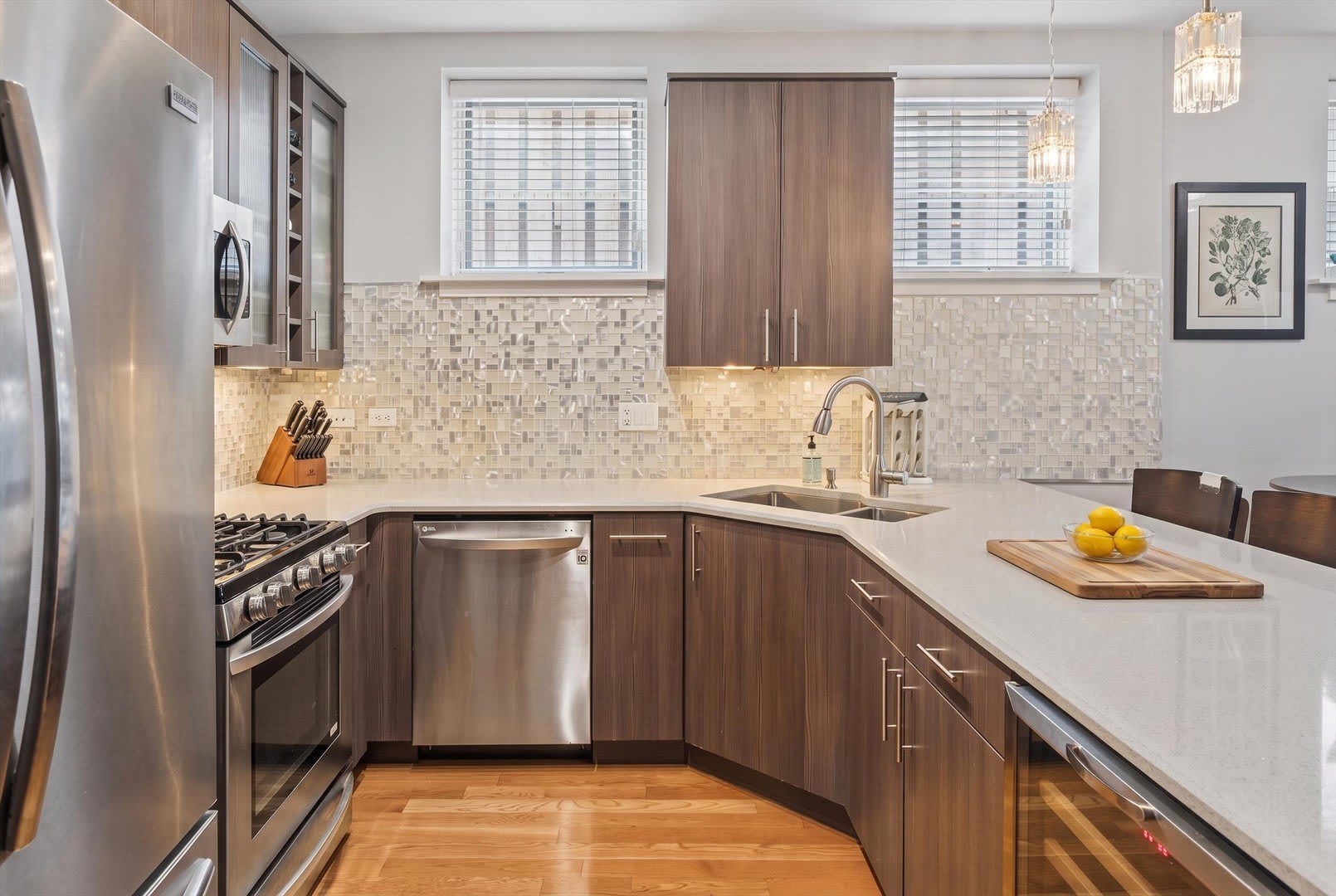 4303 N Kenmore Avenue – photo 5