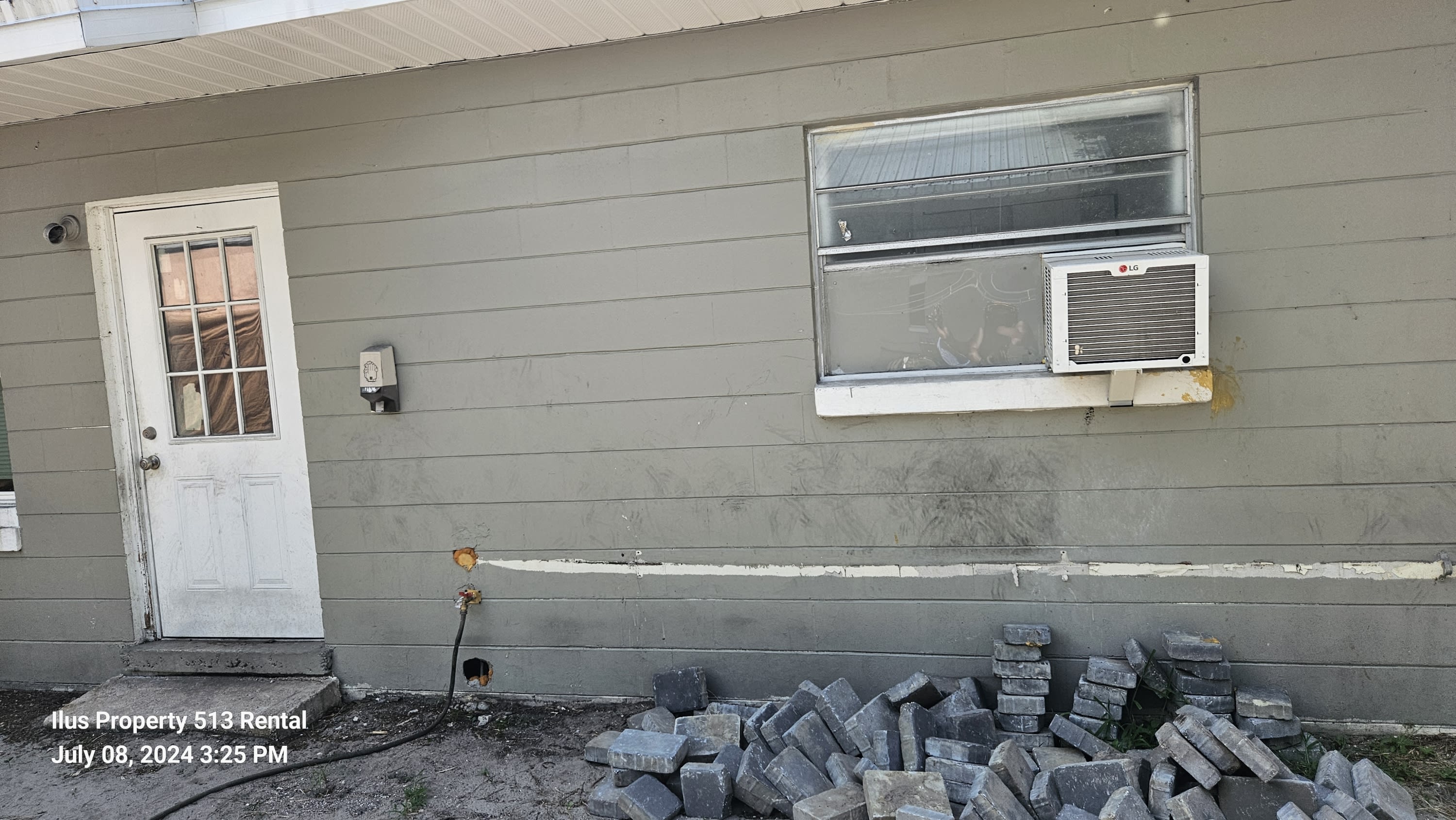 513 Warren Street – photo 2