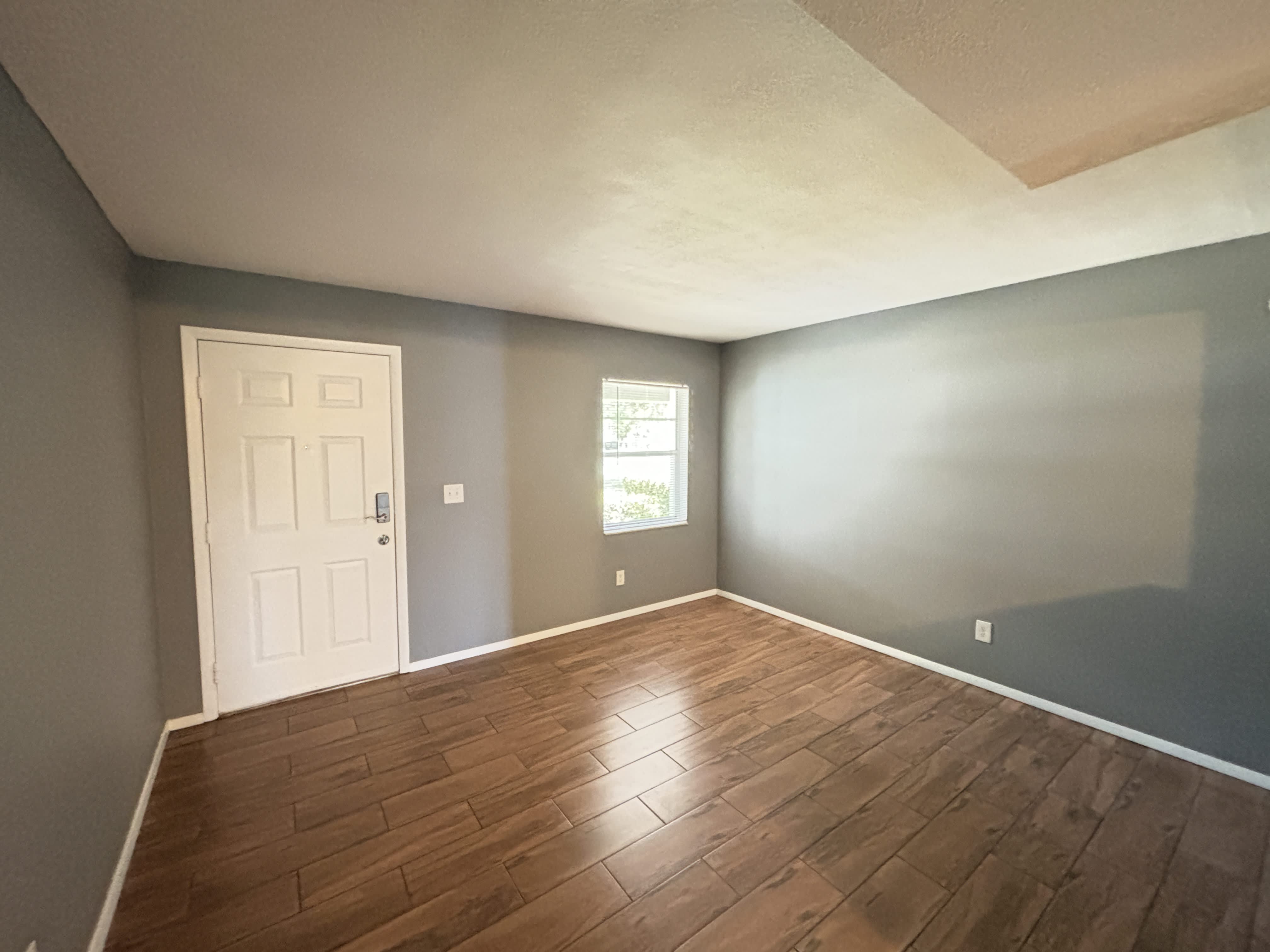 7234 E Bank Dr – photo 2