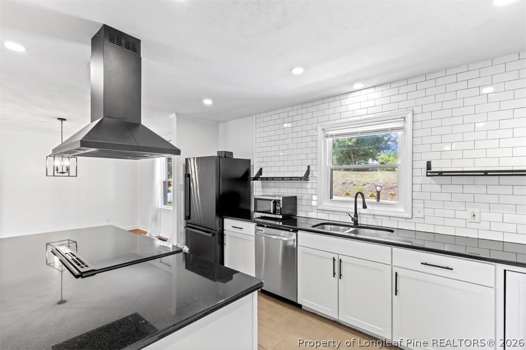 2710 Fordham Drive – photo 3