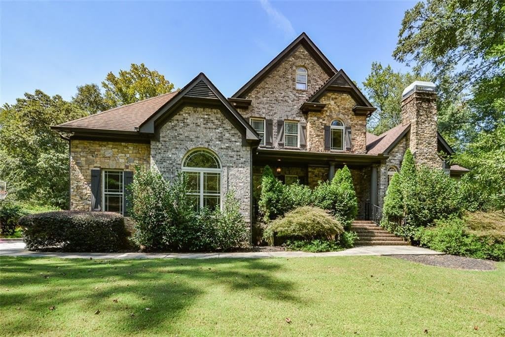 2210 Spalding Drive – photo 1