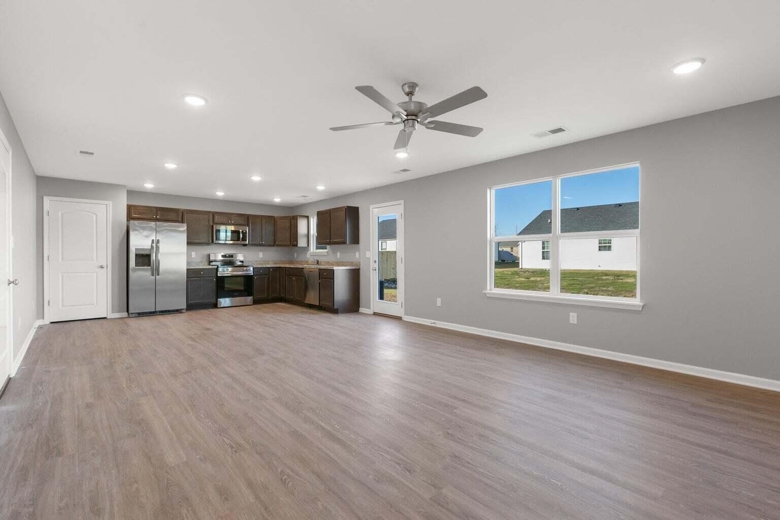 344 Pageant Drive – photo 5