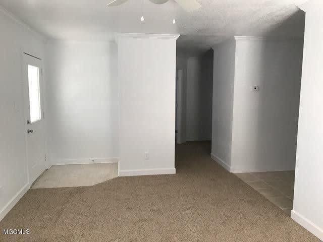 Charming Coastal Retreat in Ocean Springs, 2-bedroom 2-Bath home – photo 3