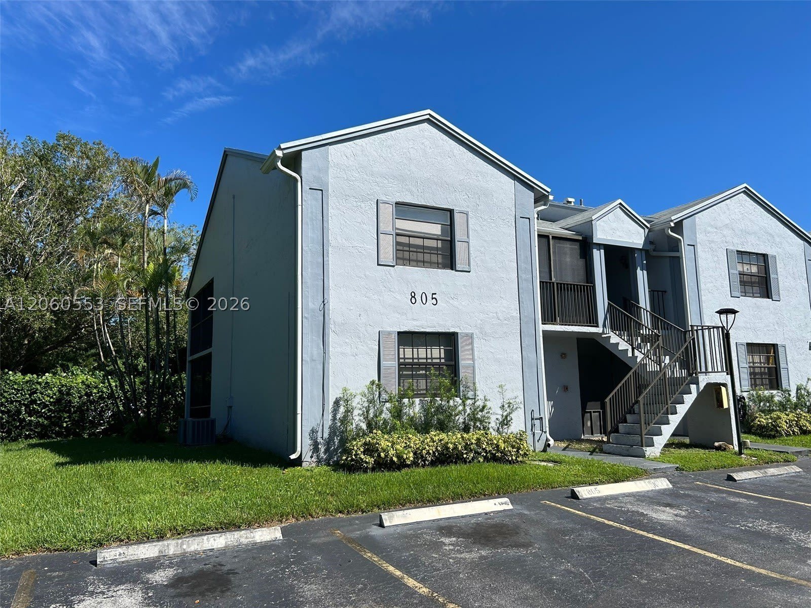 805 N Franklin Ave – photo 5