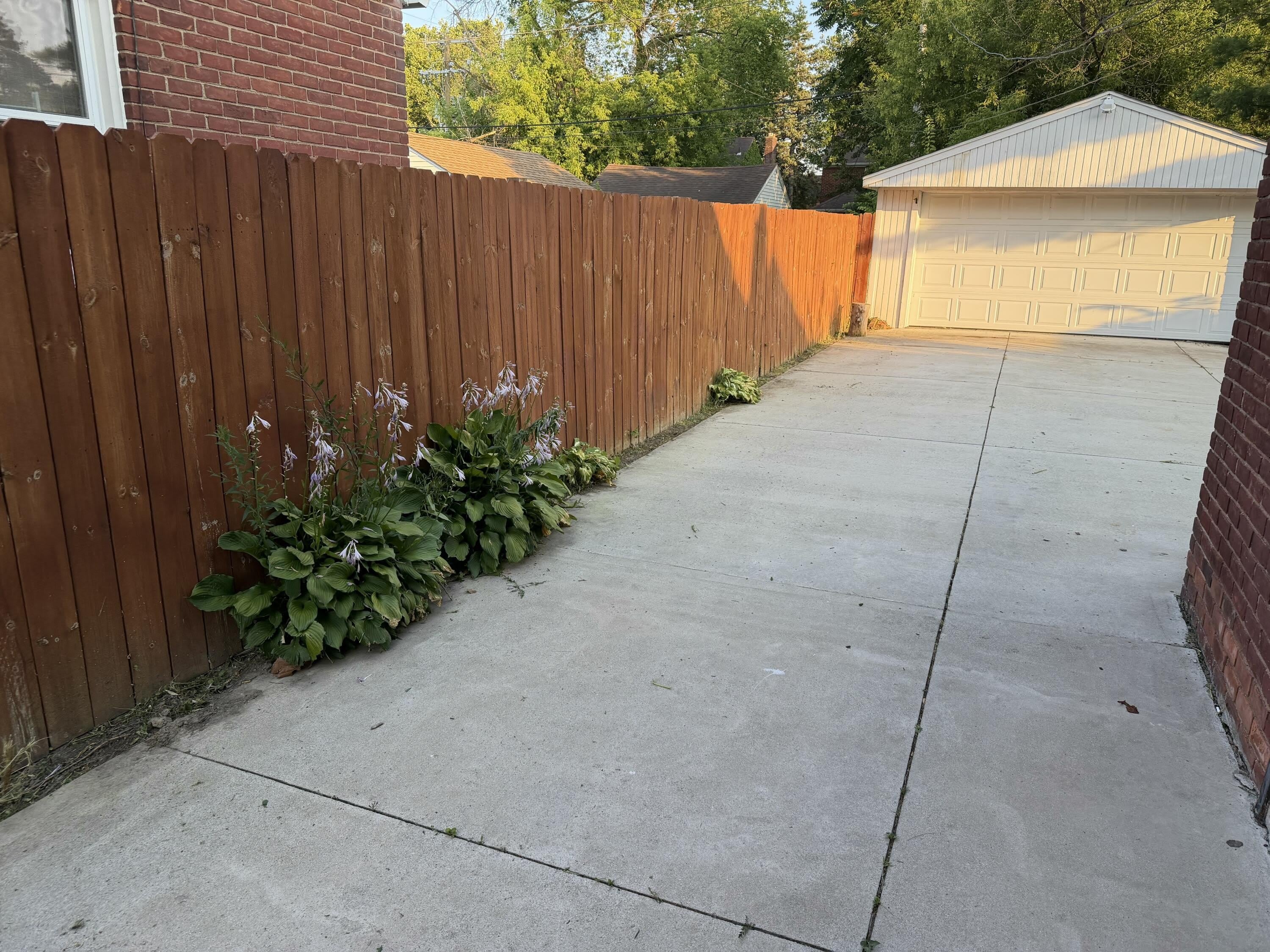 15292 Spring Garden Street – photo 3