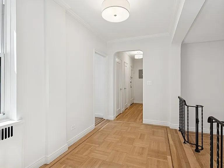 30 Bogardus Pl – photo 5