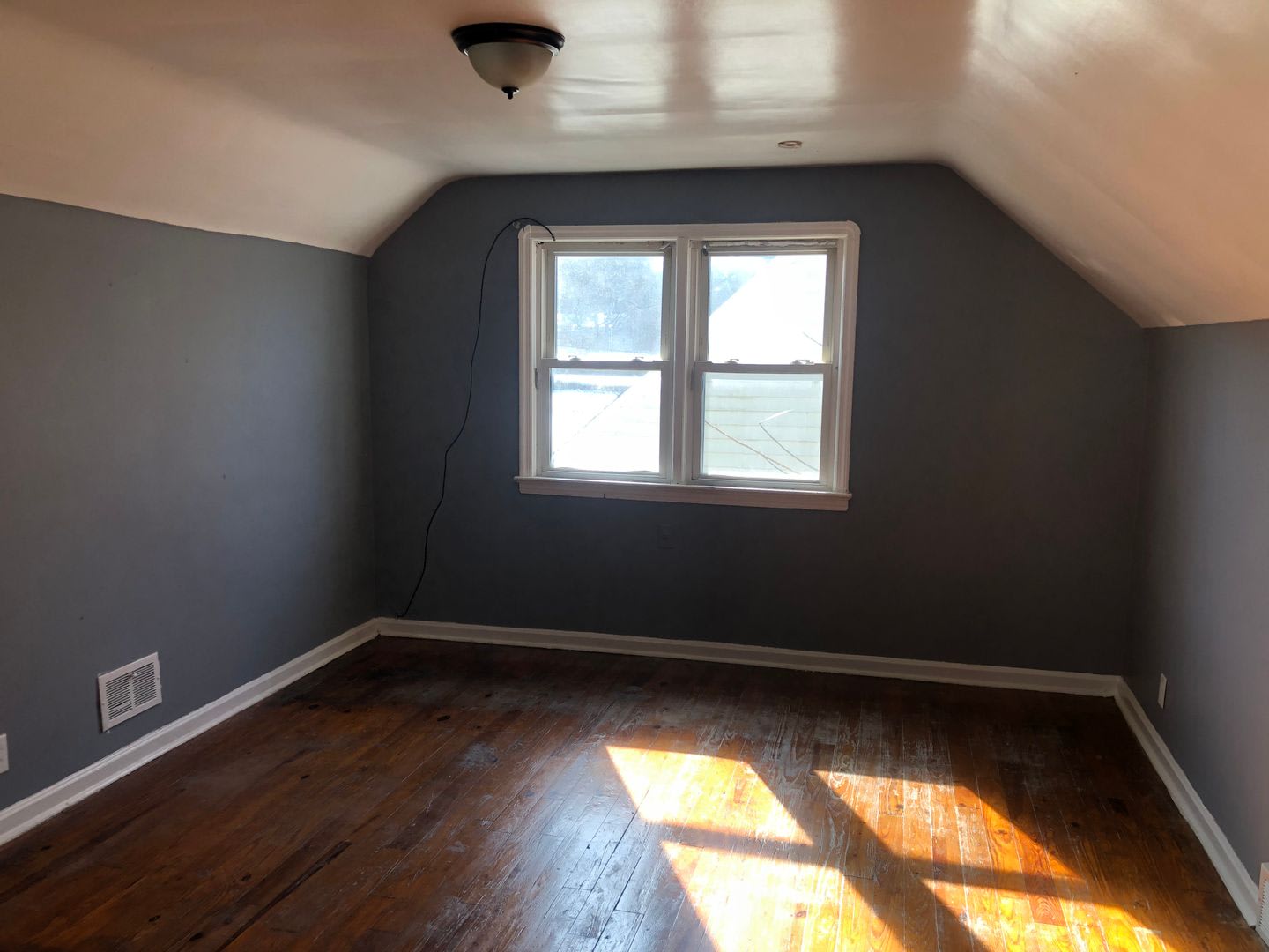 3 Bed 1 Bath In Beautiful Garfield Heights – photo 5