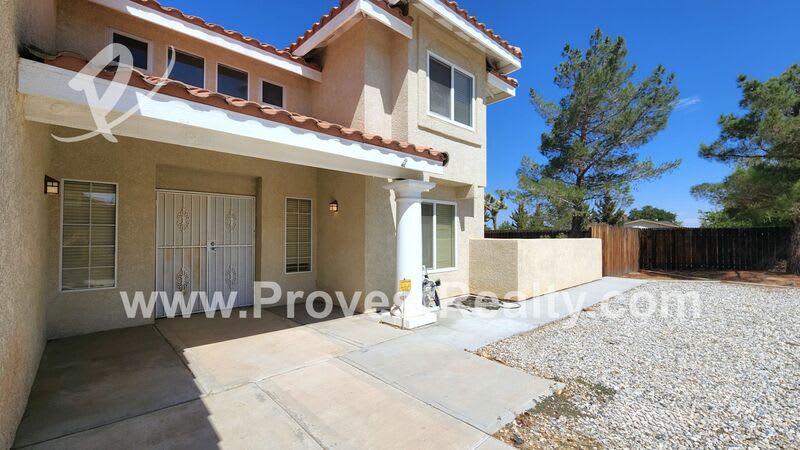 12490 Iroquois Rd – photo 3