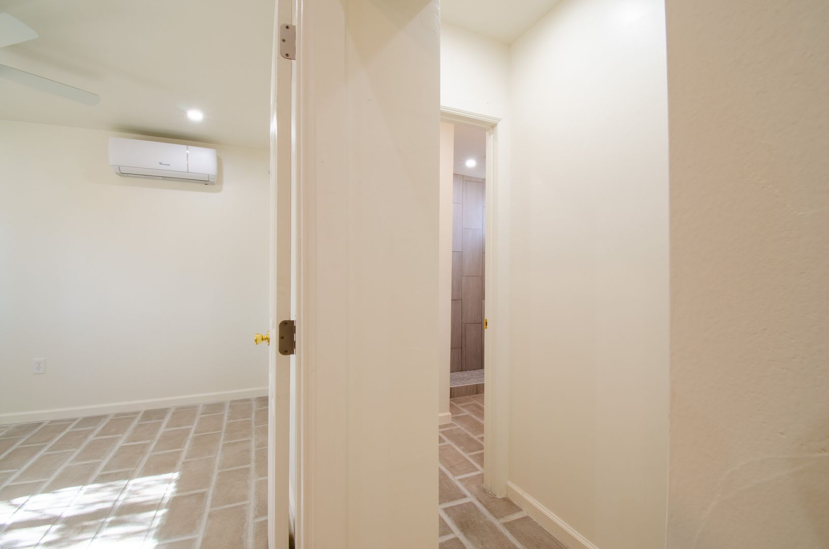 Newly Remodeled Home Near University of Arizona! – photo 3