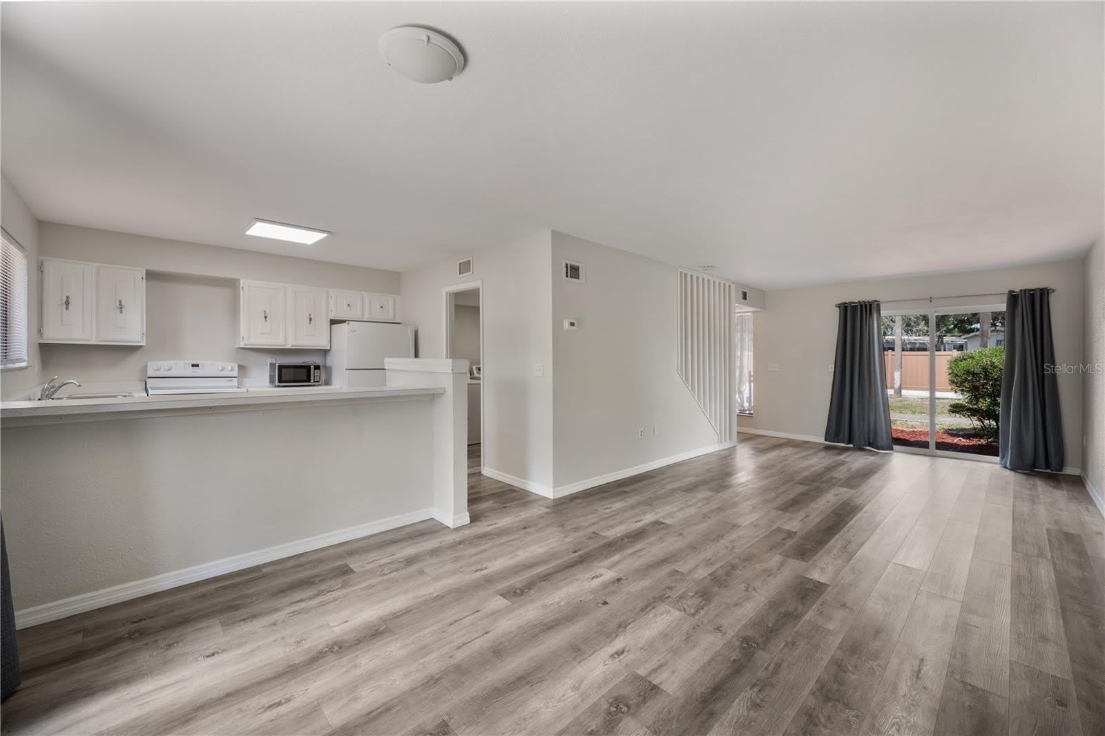 1836 N CRYSTAL LAKE Drive – photo 5
