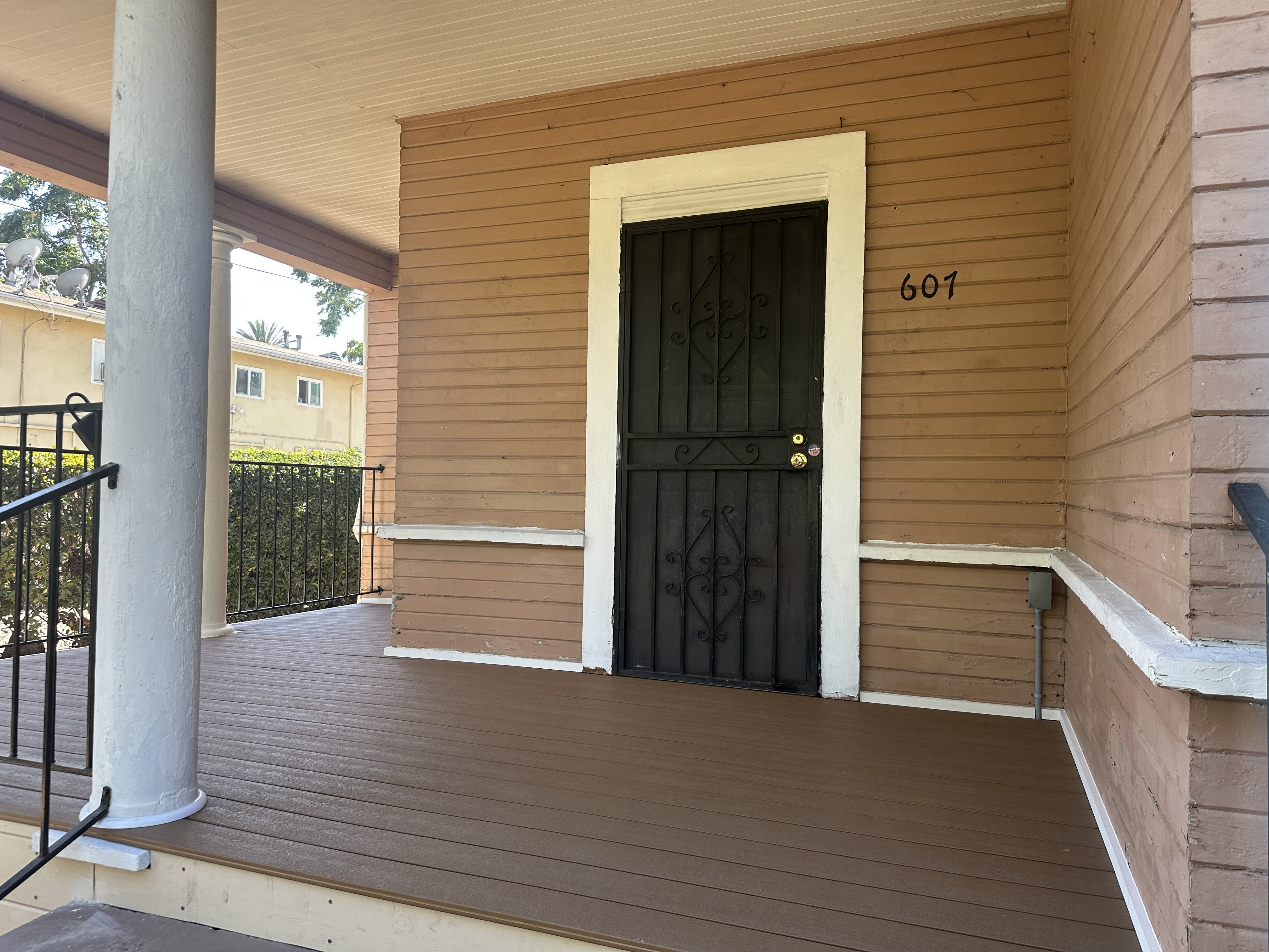 607 North Summit Avenue – photo 2