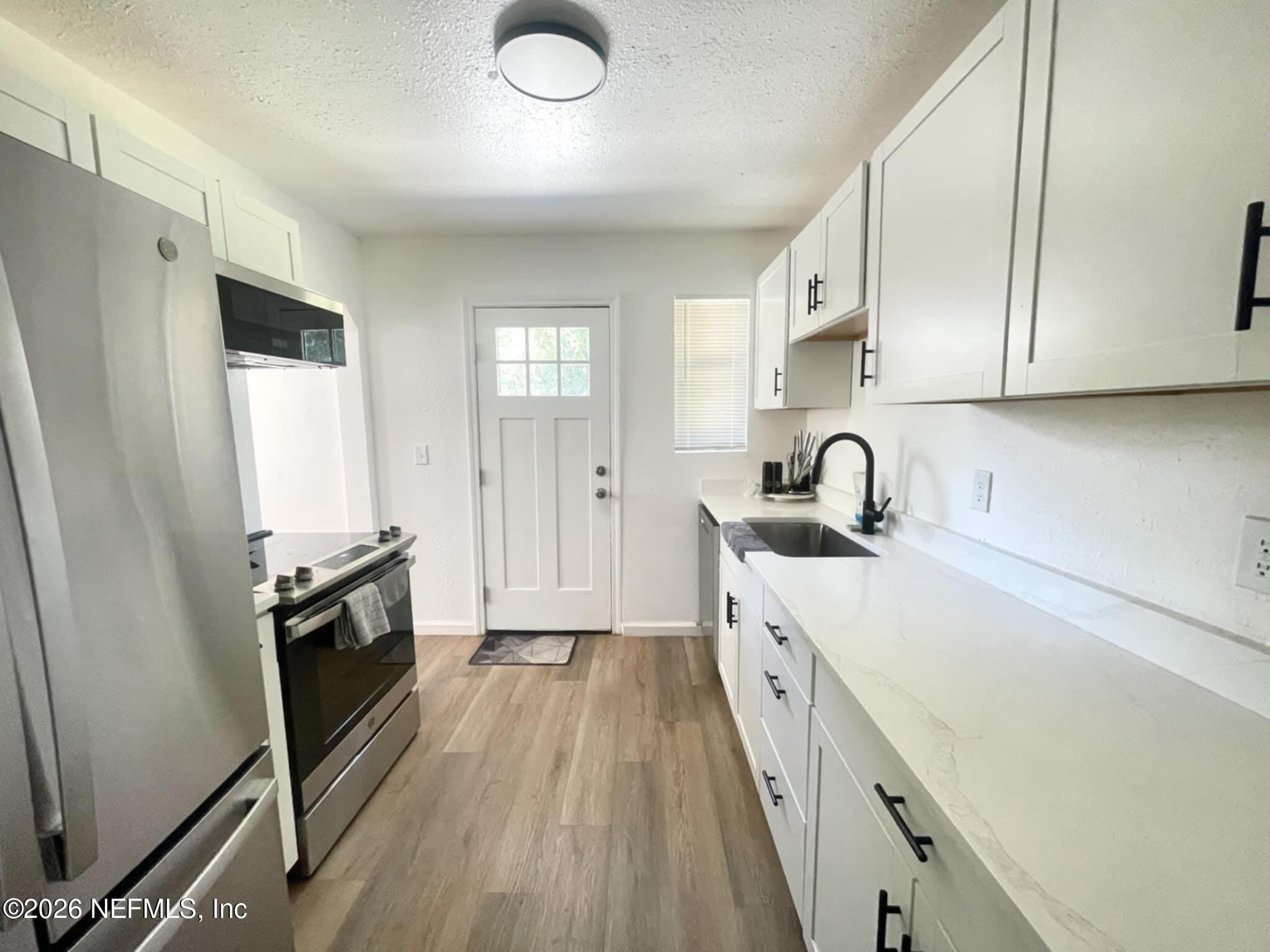 5949 Maple Leaf Drive – photo 5