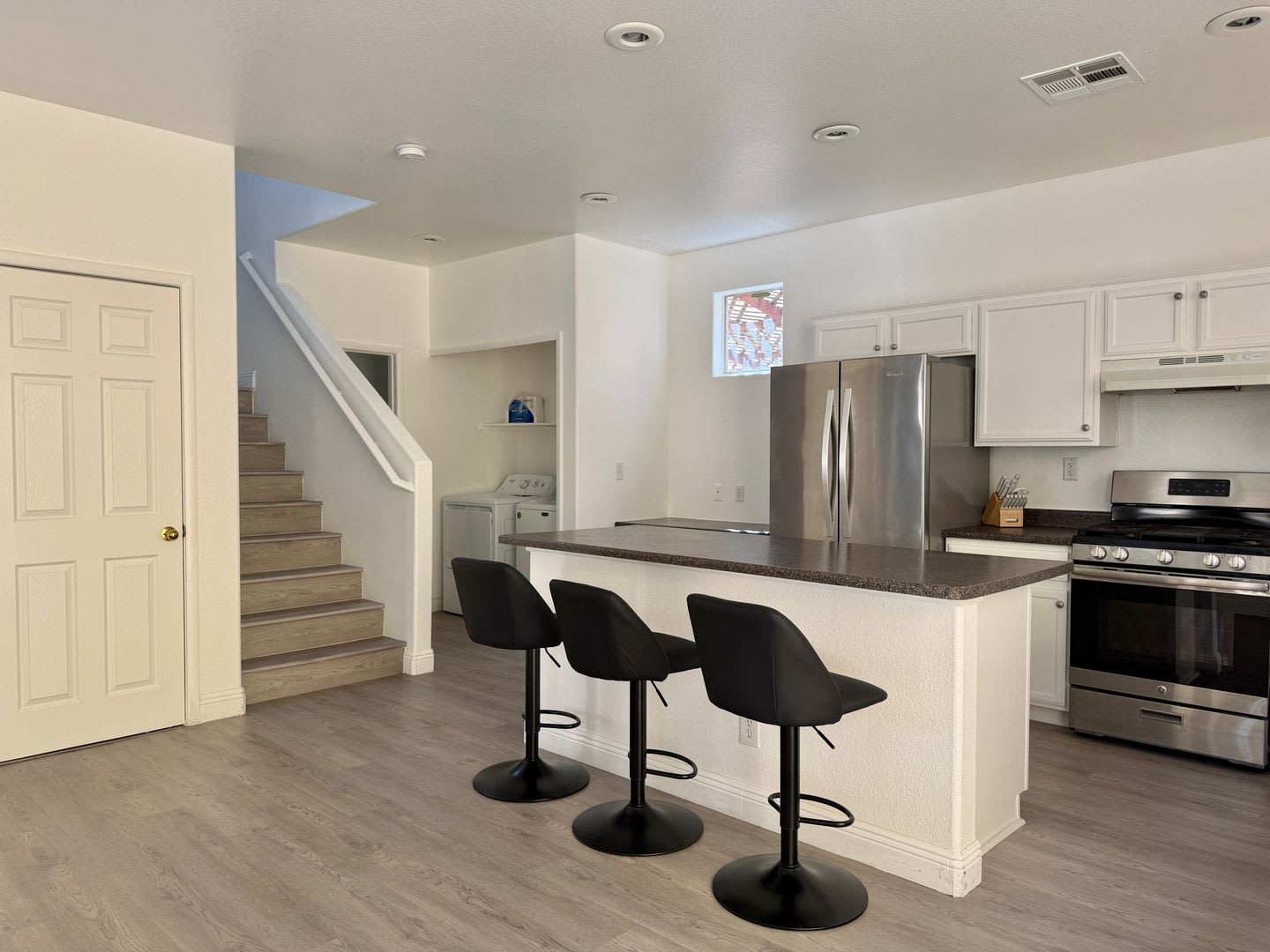 3Db 2 5Bath 2 Story Single Family Home – photo 5