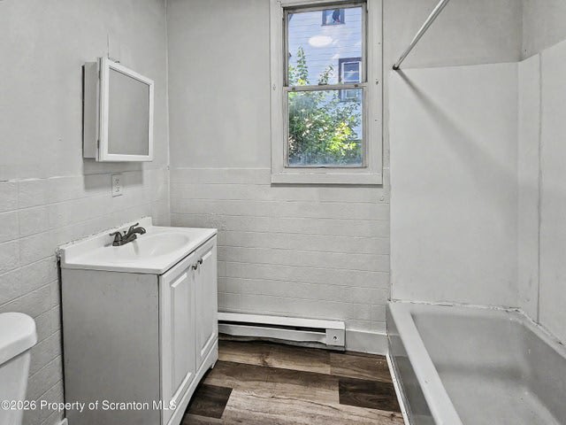 602 604 Prospect Avenue 602 – photo 4