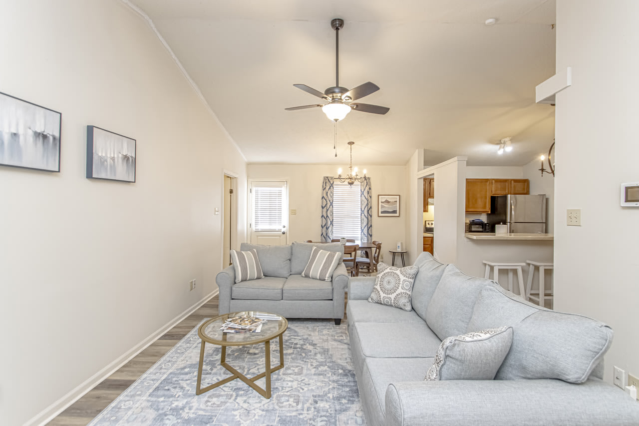 20 Woodhill Dr. – photo 3