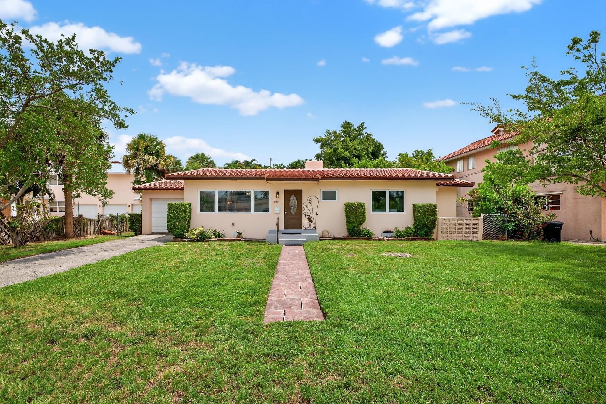 283 Imperial Lane – photo 1