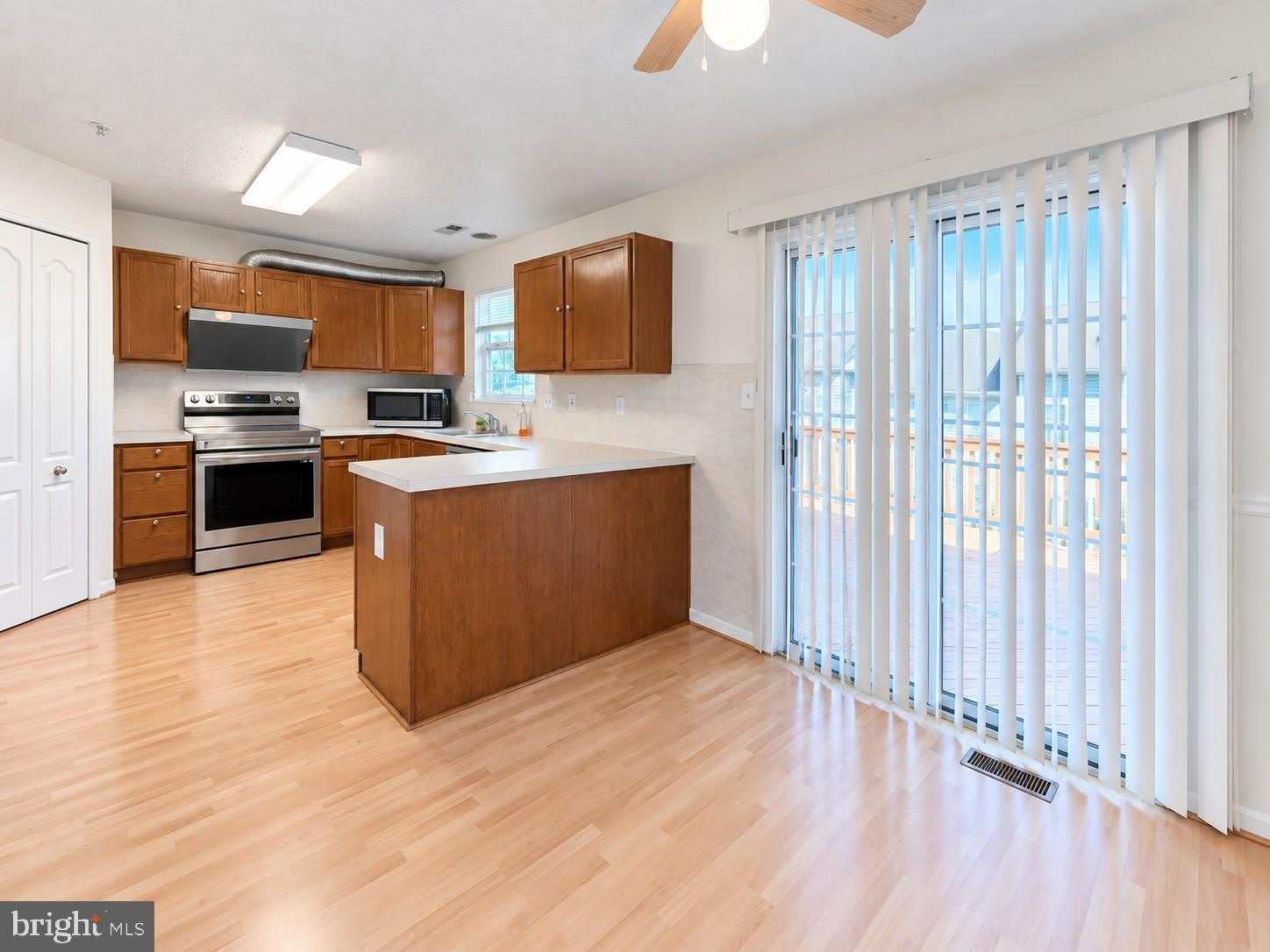 3335 HOLLOW Court – photo 4
