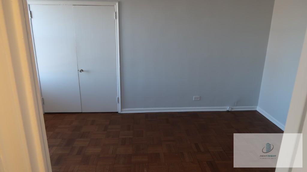 534 West Stratford Place – photo 4