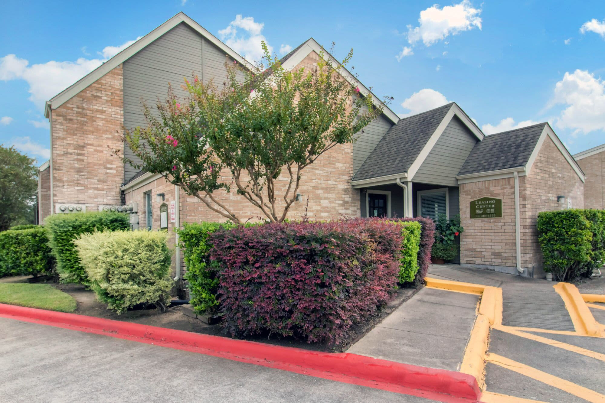 Sage Hollow Apartments – photo 1