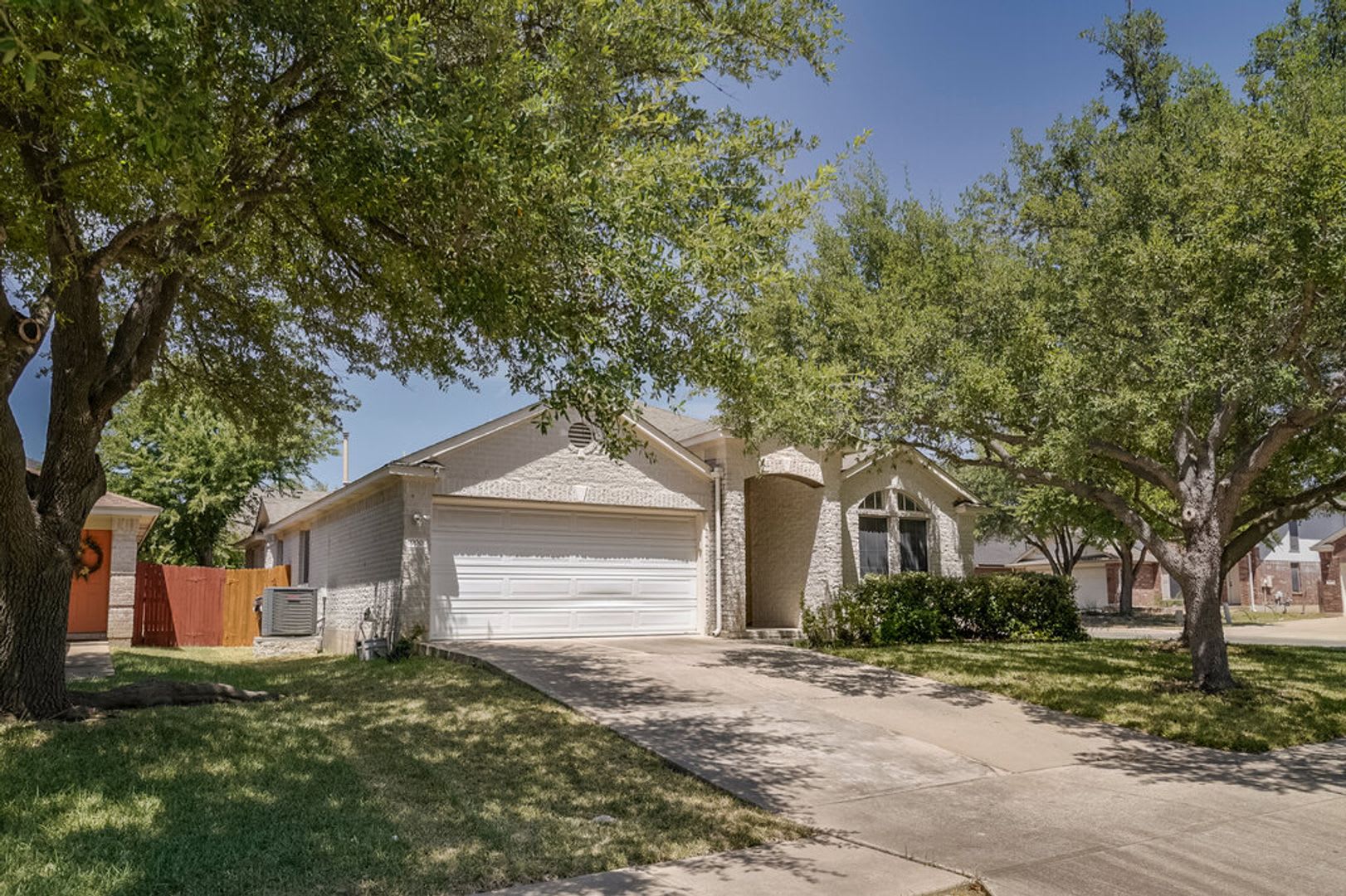 900 Fenway Park Ct Round Rock, TX 78665 – photo 2