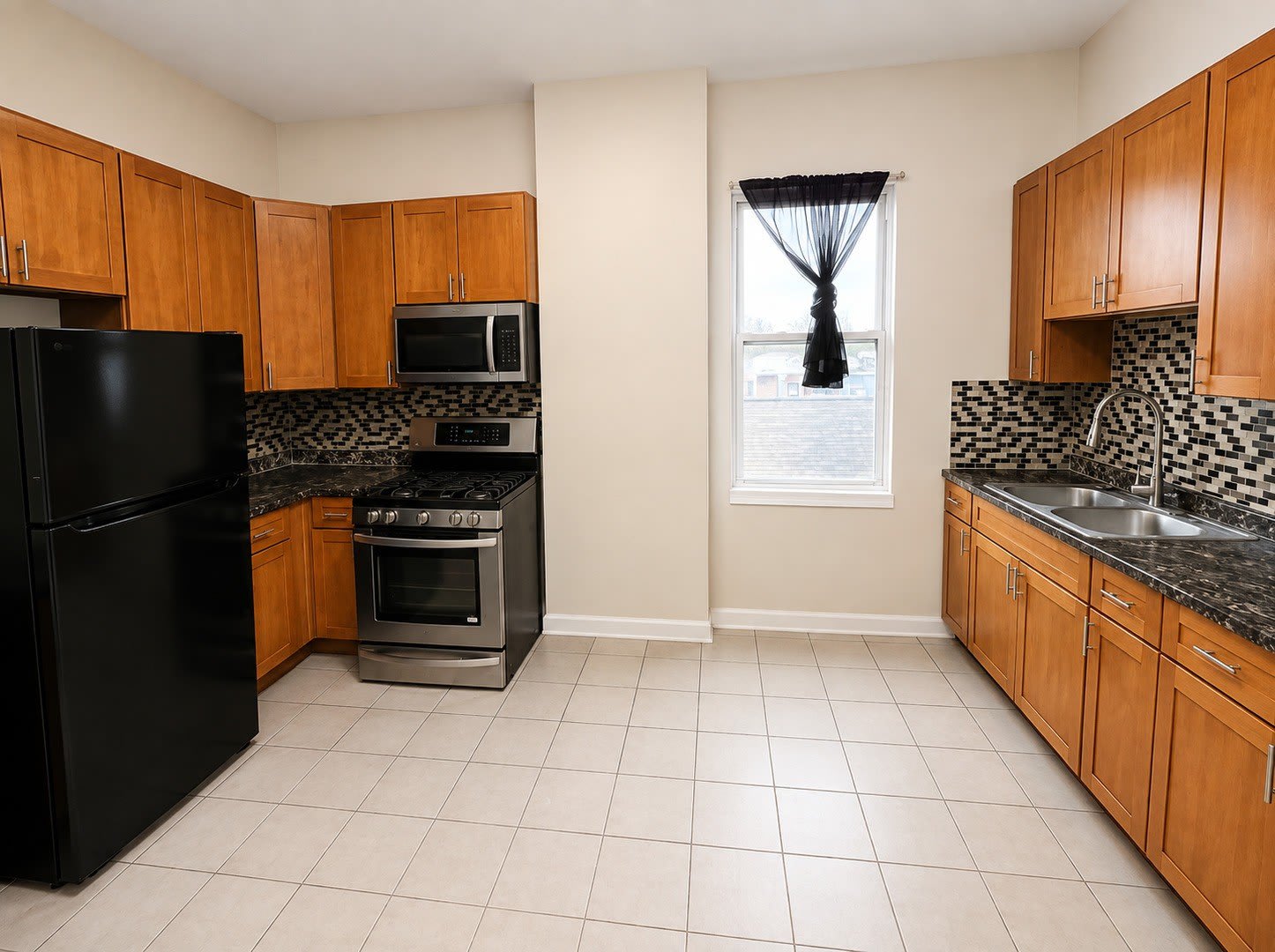 1325 S Sawyer Avenue – photo 4