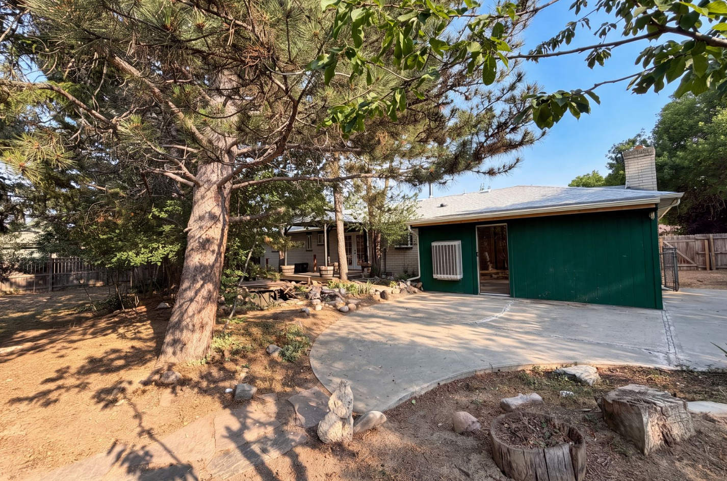 1307 Redwood Dr – photo 5
