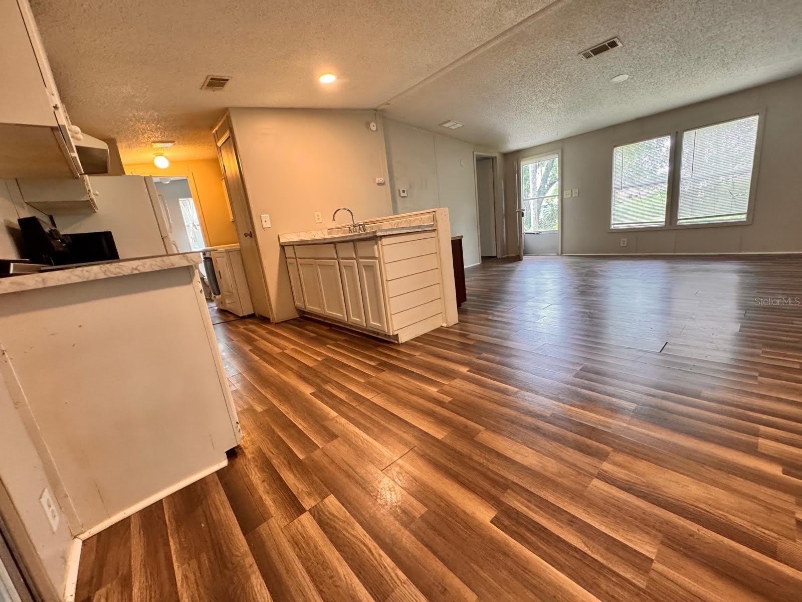 2715 MASSEE Road – photo 5