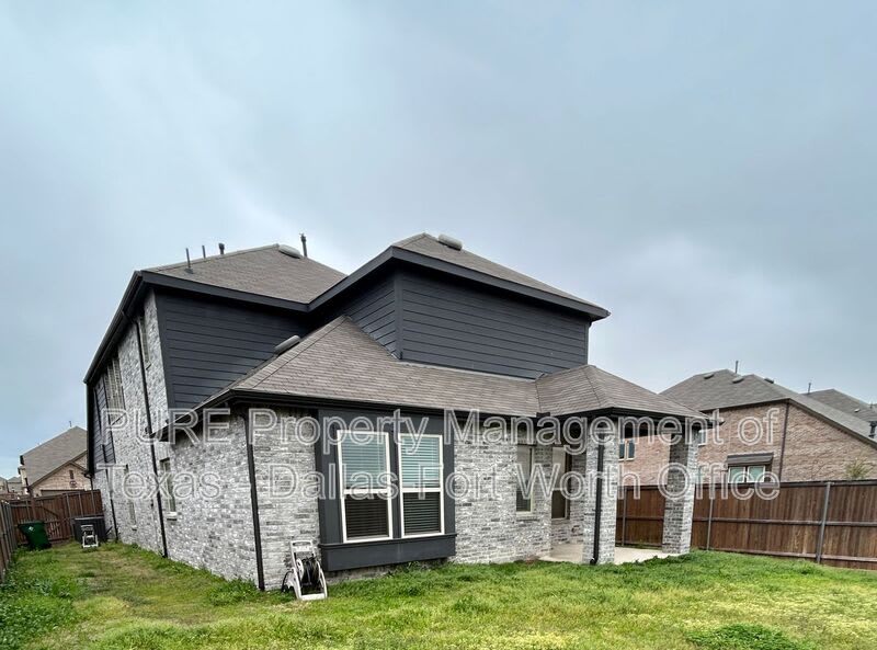 3918 Rochelle Lane – photo 3