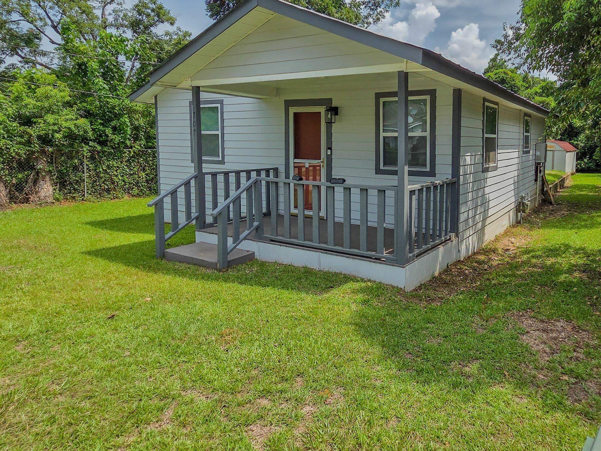 707 Dent Street – photo 2
