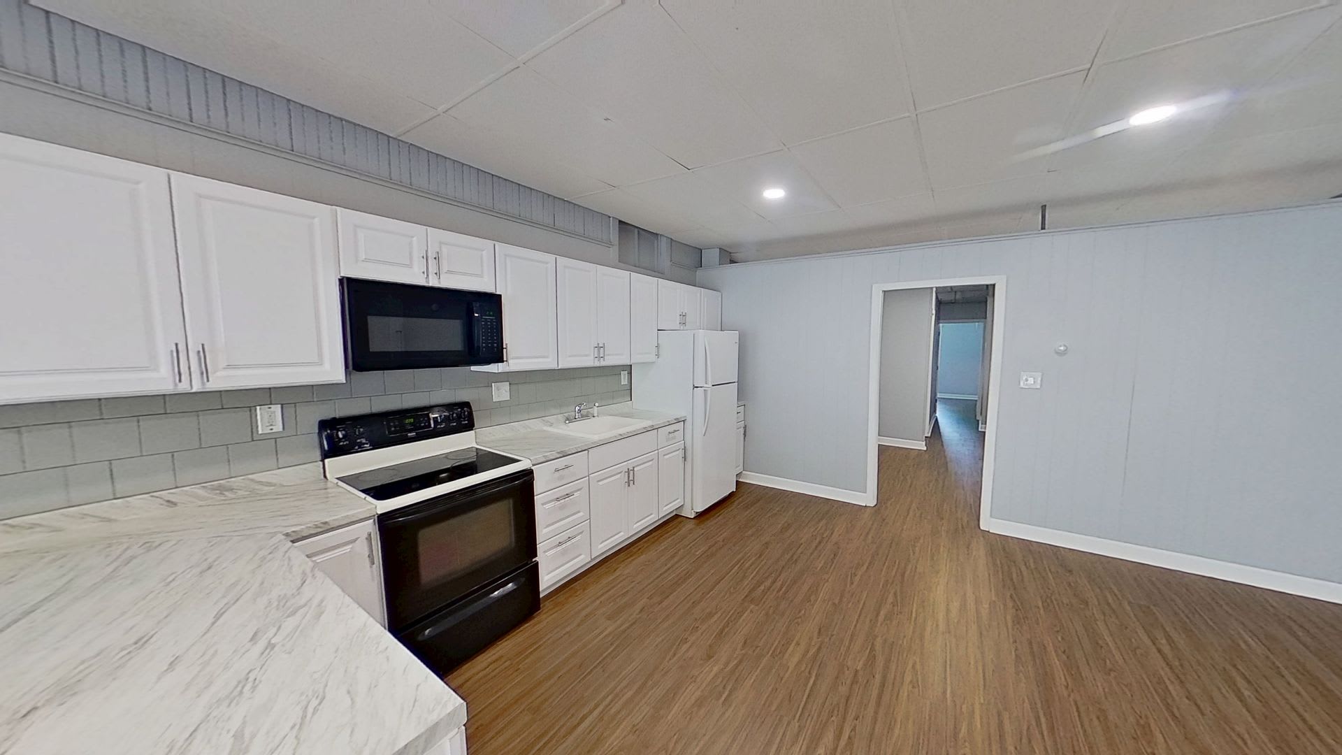 First Floor 2 Bedroom Apartment – photo 2