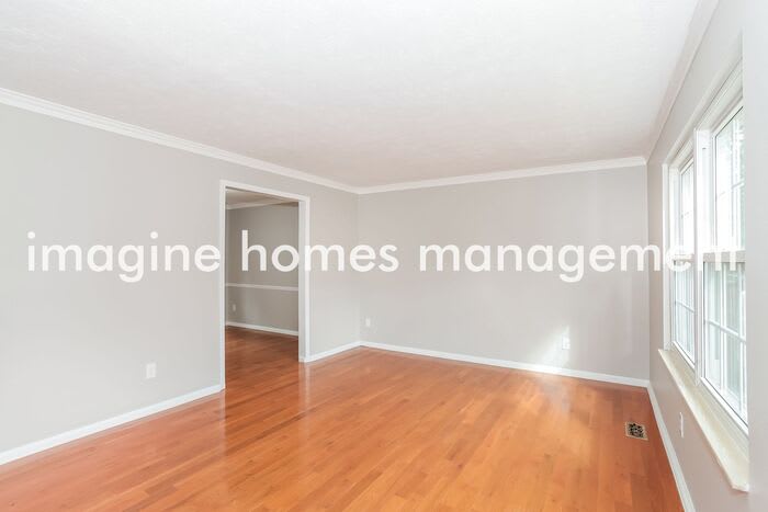 798 Clearfield Lane – photo 4