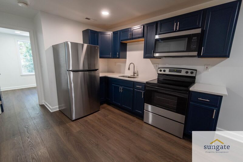 1602 Cypress St – photo 2
