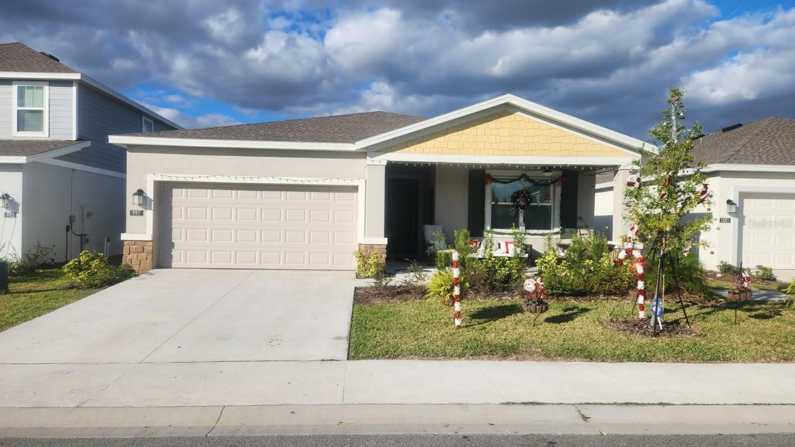 997 WATERFALL Boulevard – photo 1