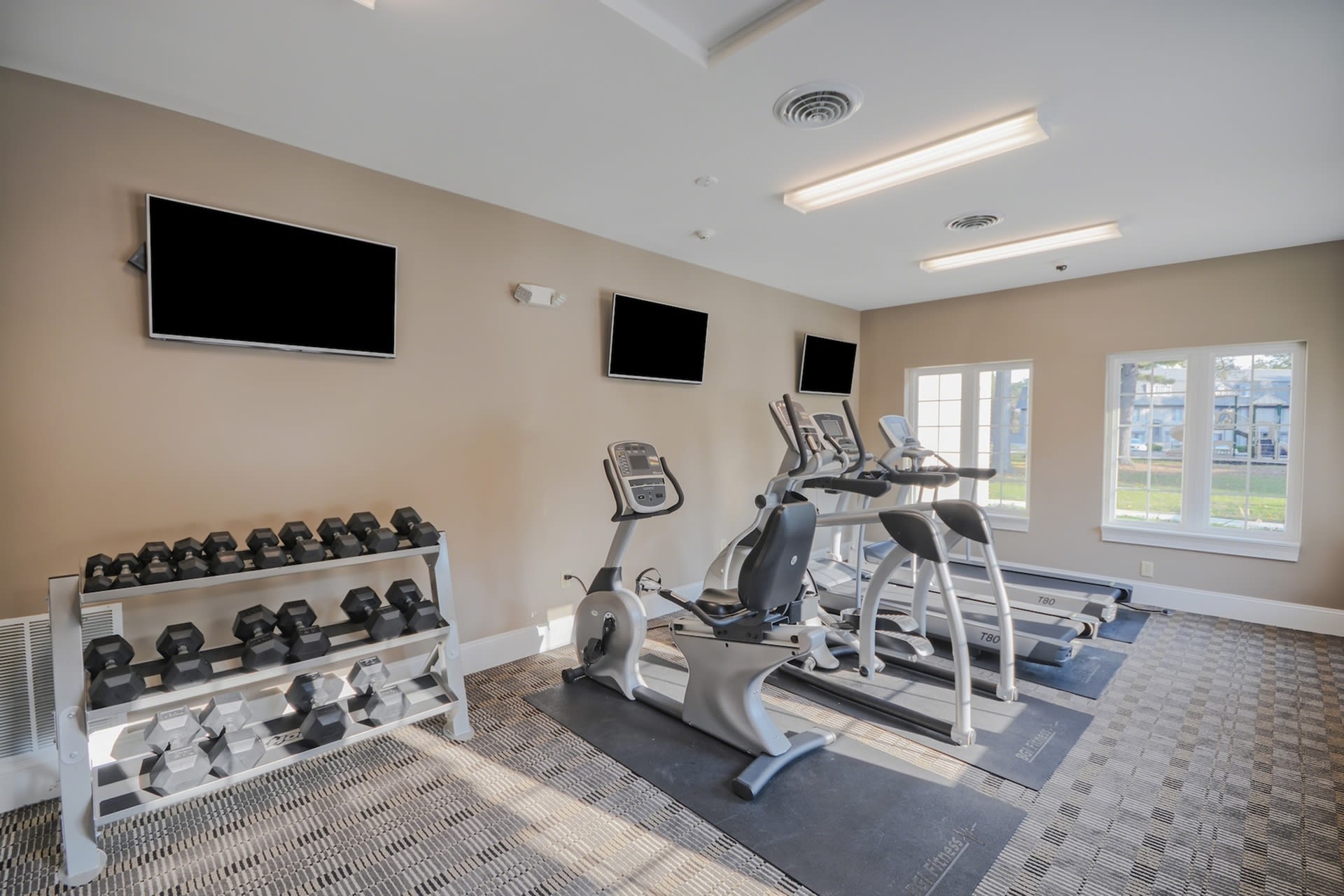 Chateau de Ville Apartments – photo 4